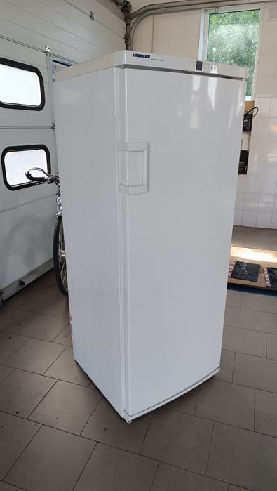Морозильна камера liebherr