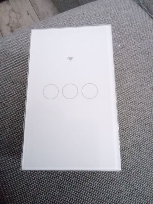 Inteligentny włącznik światła WiFi sterowanie głosem