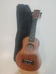 Ukulele NOWE - kupione w sklepie muzycznym + etui