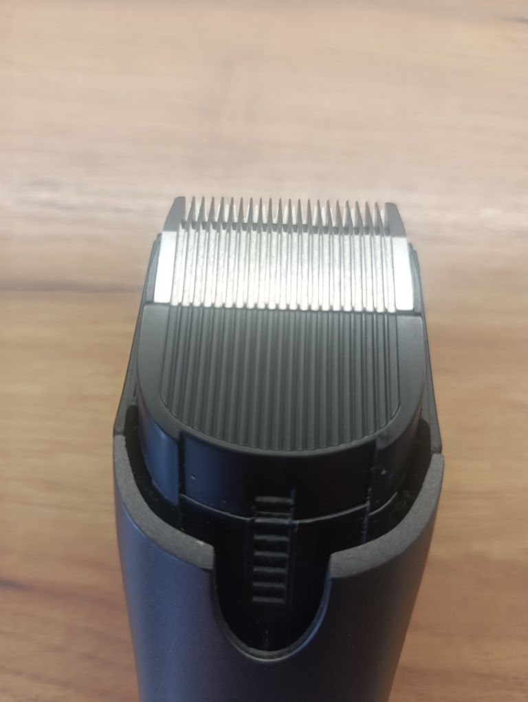 Maszynka do strzyżenia Rowenta Nomad Rechargeable Model TN5010