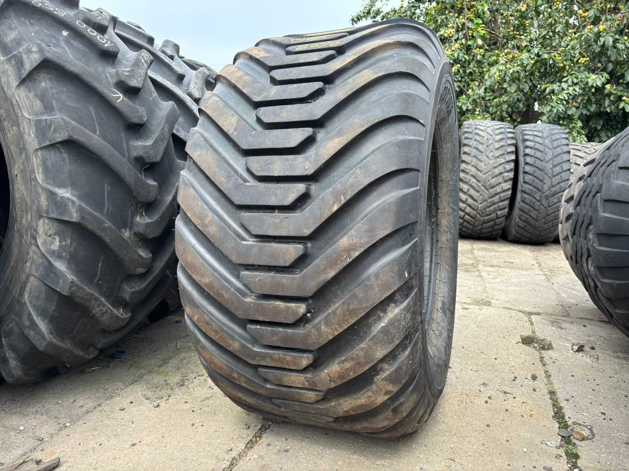 Opona Rolnicza 550/60-22.5 BKT V-LINE FLOTATION 167A8 2021R (80%) CAŁA