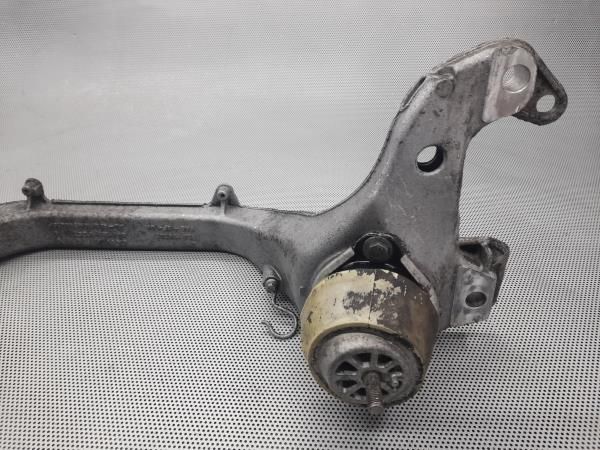 Travessa dos radiadores VOLKSWAGEN Touareg (7L)