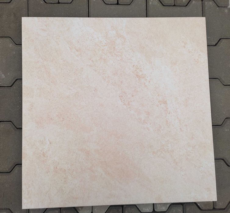 Płytki podłogowe 60x60 cm gresowe - kremowe. Gatunek 1