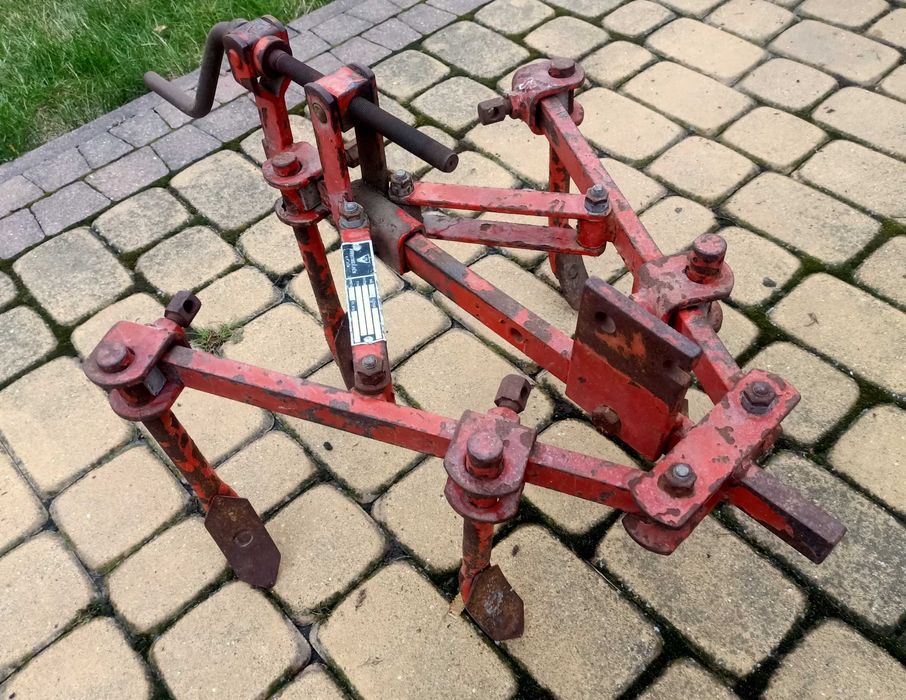 Traktorek, dzik, pług, glebogryzarka, brona, zabytek Czechosłowacja