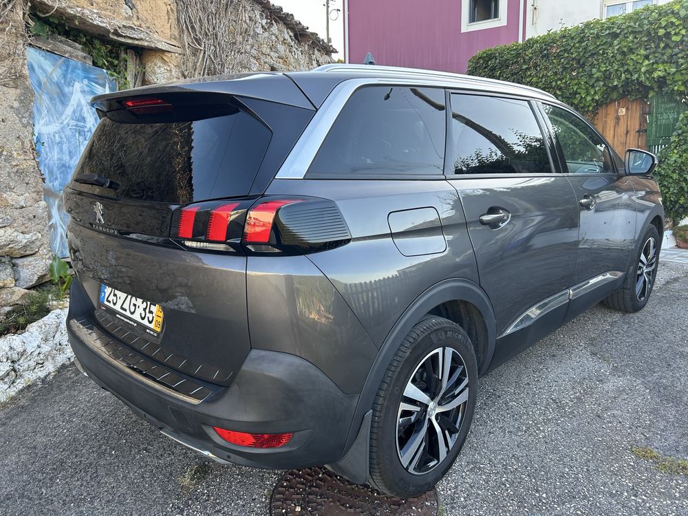 Peugeot 5008 1.5 hdi Allure pack teto pnorâmico 7 lugares