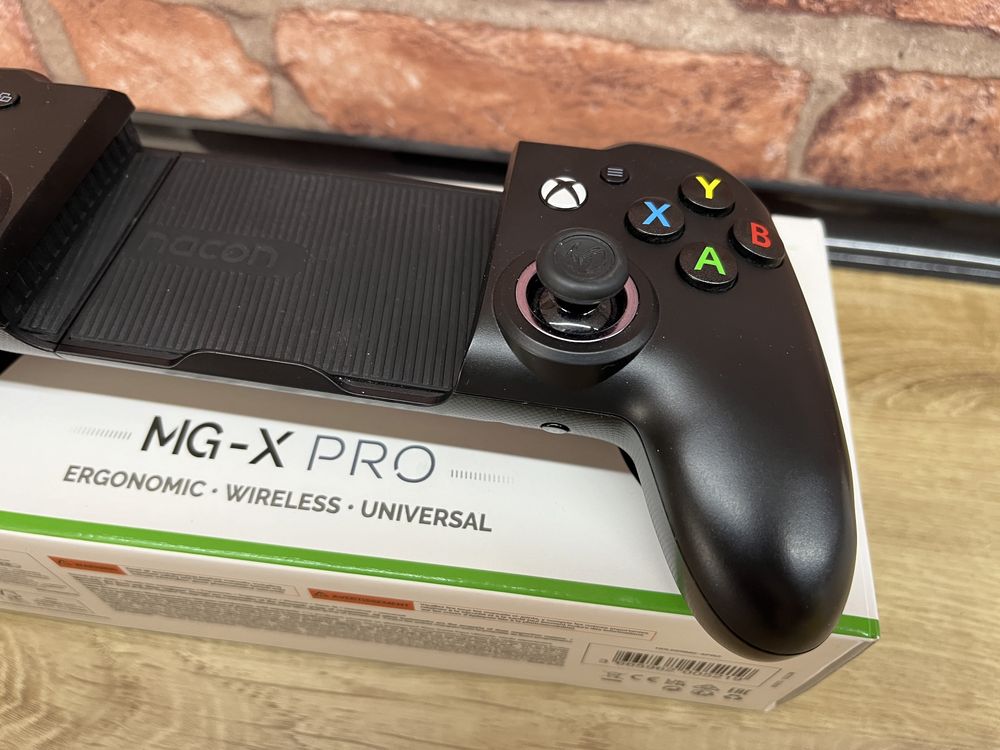 Kontroler Xbox NACON MG-X PRO do smartfona z Android