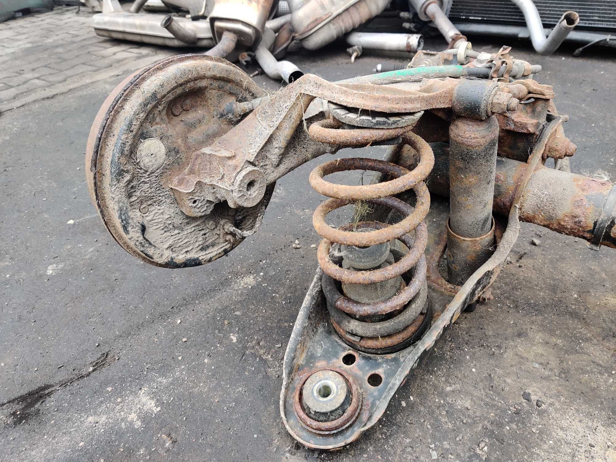 Fiat Marea Belka Oś Tył Tylna Zawieszenia Bębny