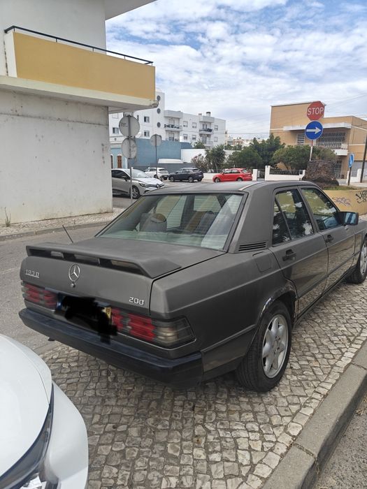 Mercedes B. 190D