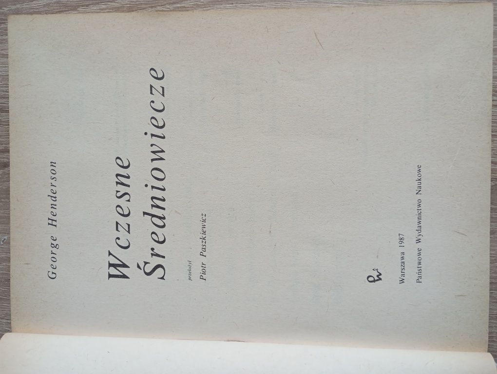 Książka Wczesne średniowiecze