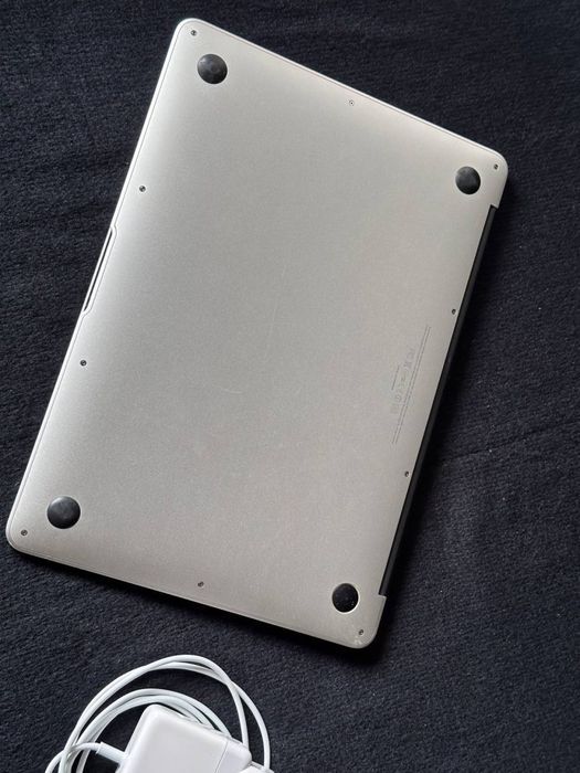 MacBook Air 13 Late 2010 dobry stan