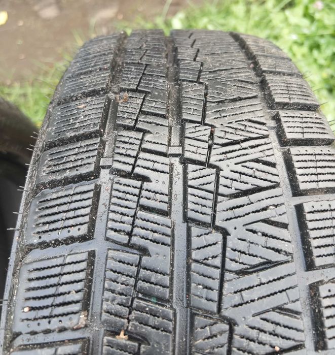 Автошини Kapsen AW-33