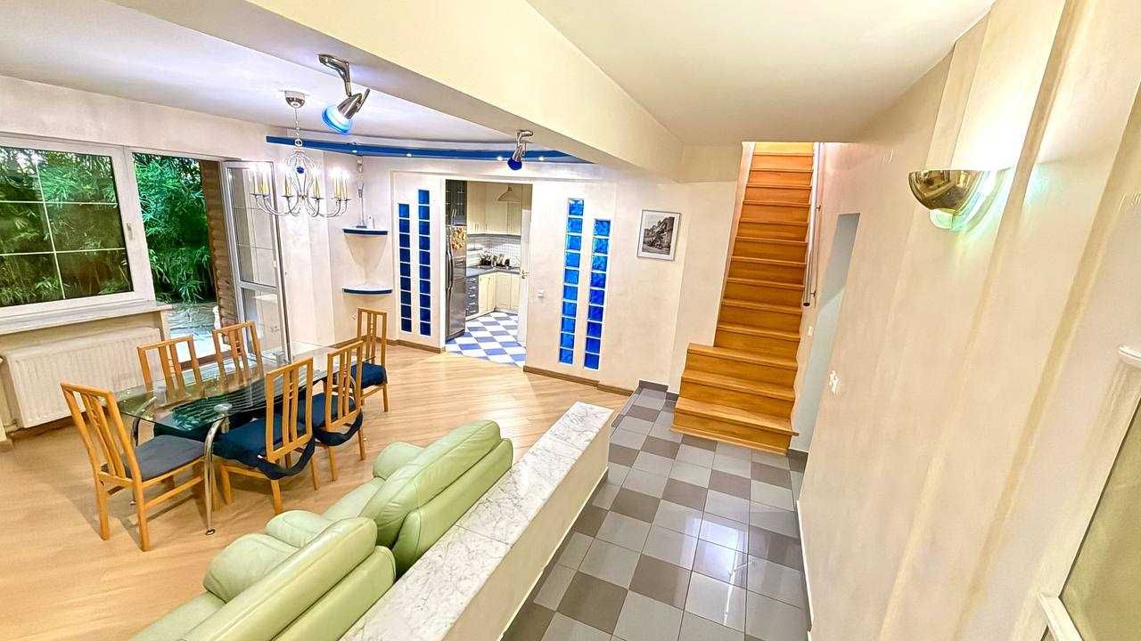 Будинок для душі й творчості та ще й в Центрі! 200 м² розкошу і статку