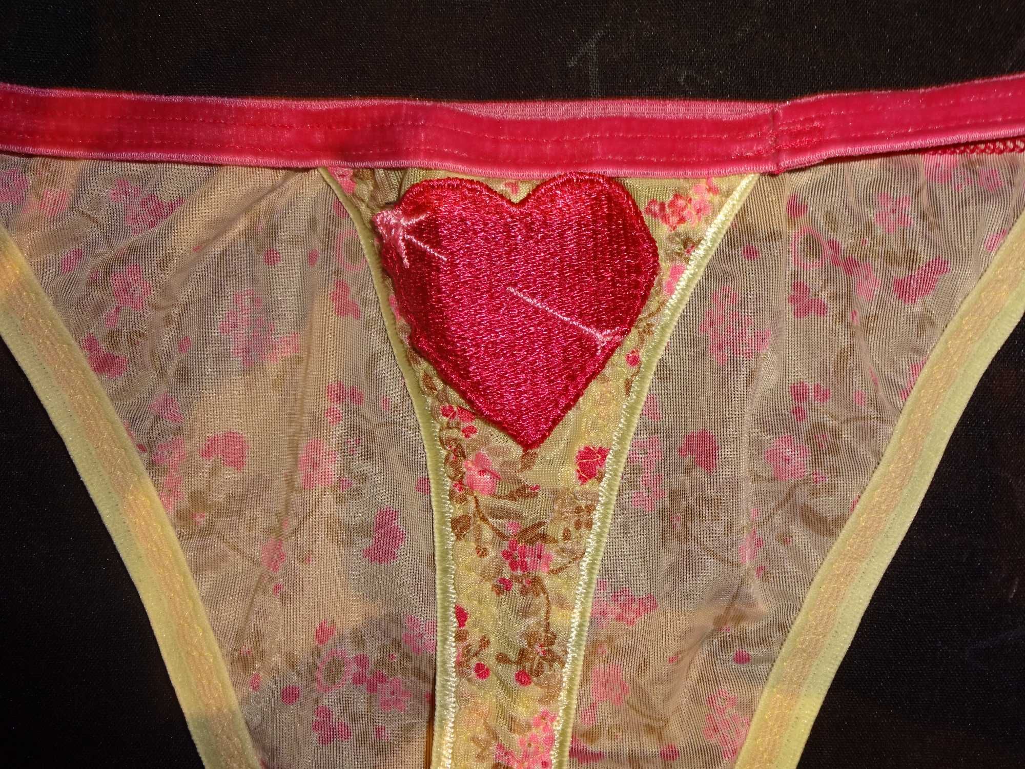 FREYA oryginalne nowe stringi serce OKAZJA medium M