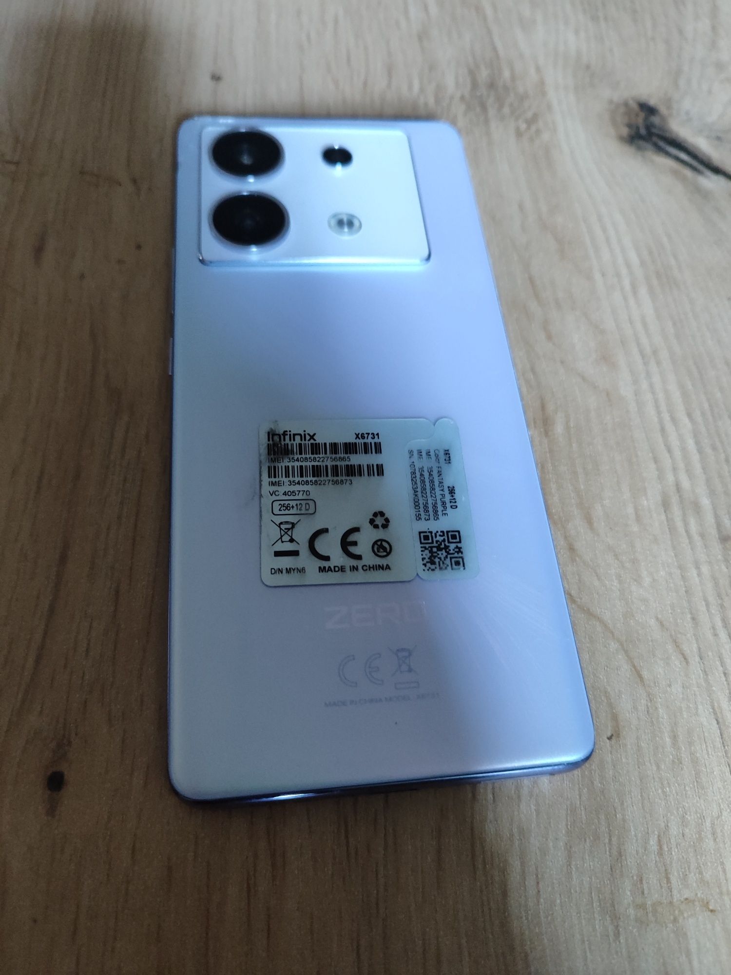 Infinix Zero 30 5g, na gwarancji