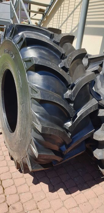 Opona 18.4-26  16PR TT 145A6  R-1 QH611 Fornerunner  (kombajn)