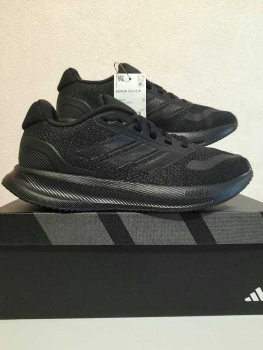 Жіночі кросівки Adidas Runfalcon 5 Running  37