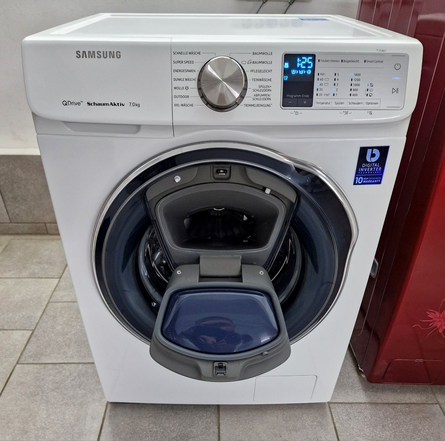 Пральна/стиральная/ машина SAMSUNG QuickDrive™ 7 KG / WW7XM6420PA