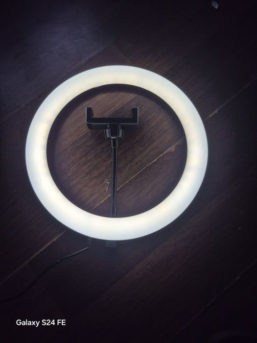 Lampa Pierscieniowa Led Ring Ze Statywem Zdjec Filmów Selfi 30CM