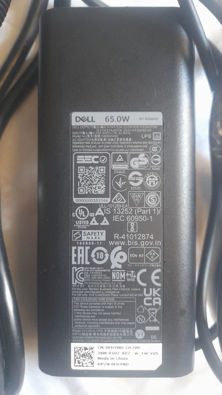 Vendo carregador original da Dell de 65W.