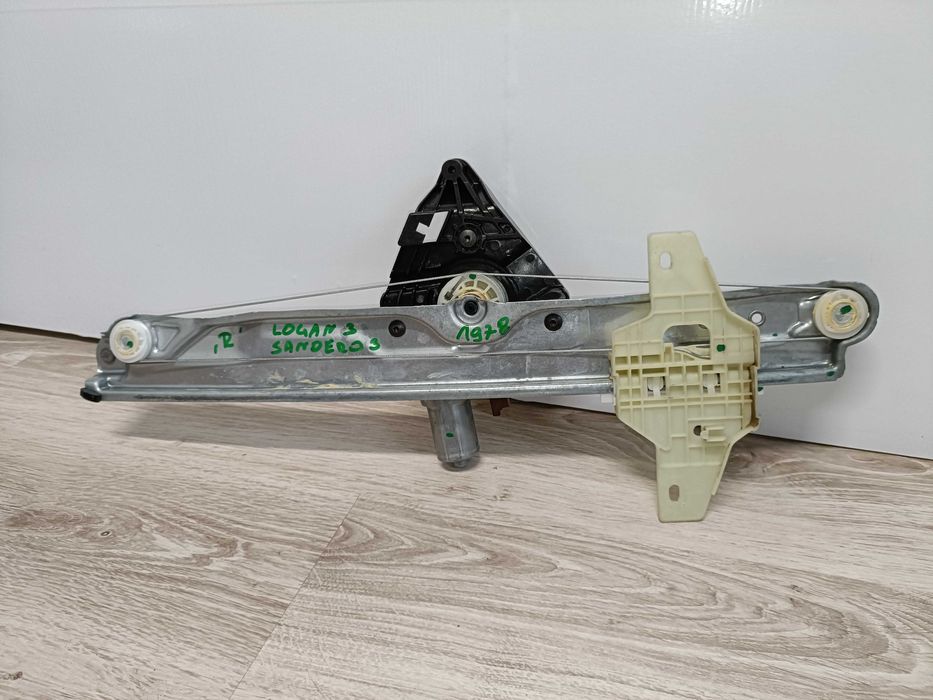 Renault Logan 3, Sandero3 Mechanizm podnoszenia szyby prawy przód