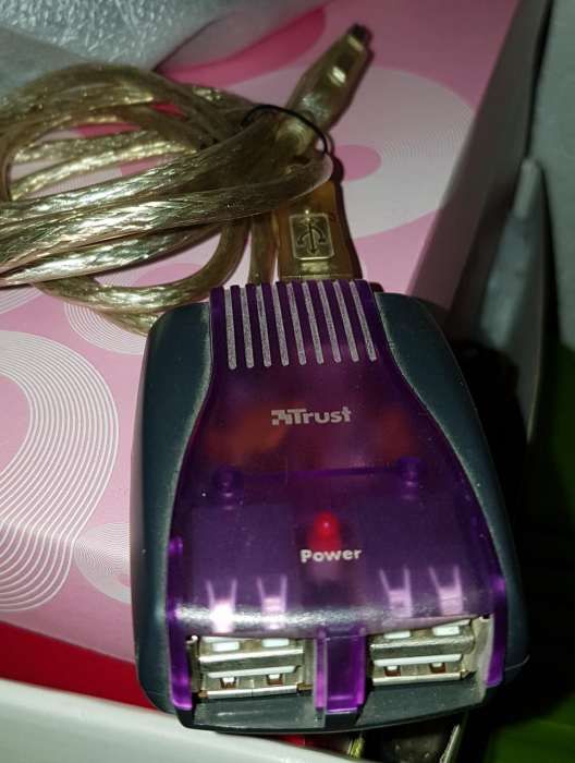 Portas usb Trust