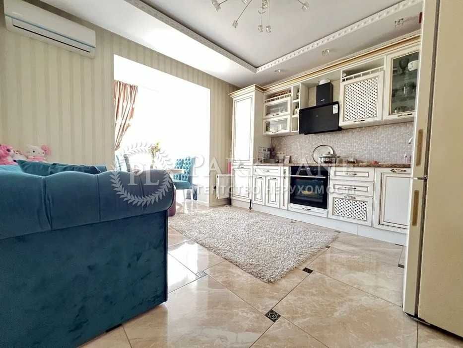 Продам 56м  Метрологічна Кришталеві Джерела