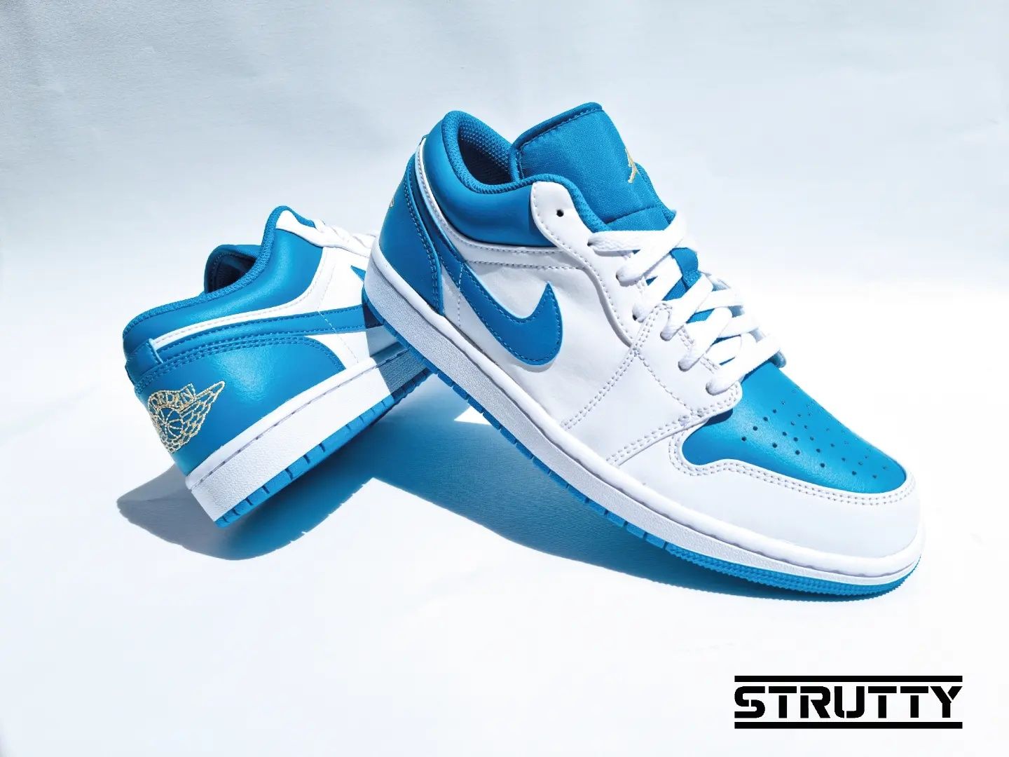 Nike Air Jordan 1 Low Aquatone