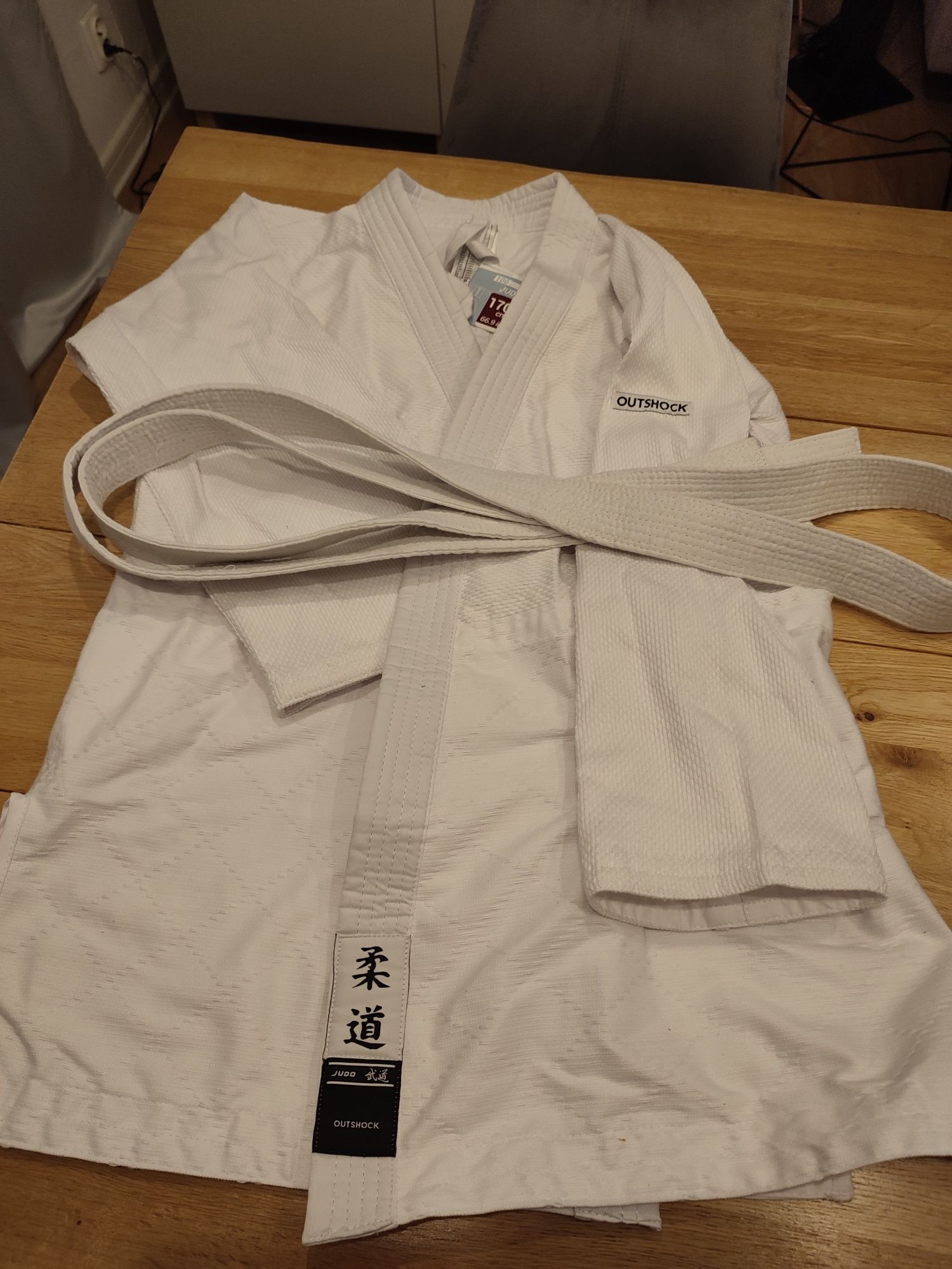 Kimono do judo 170 / aikido Outshock 100  + pas biały