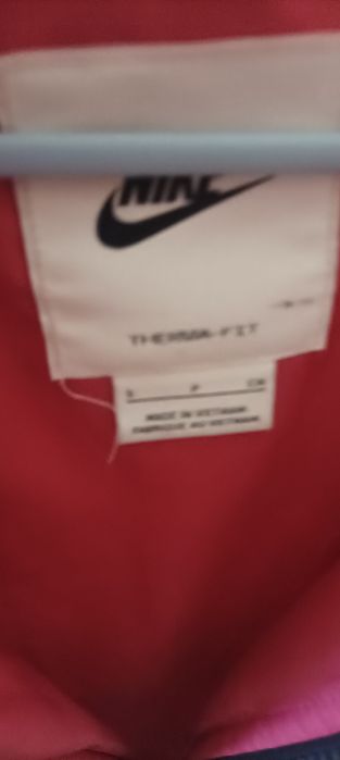 Продам куртку найк, размер с