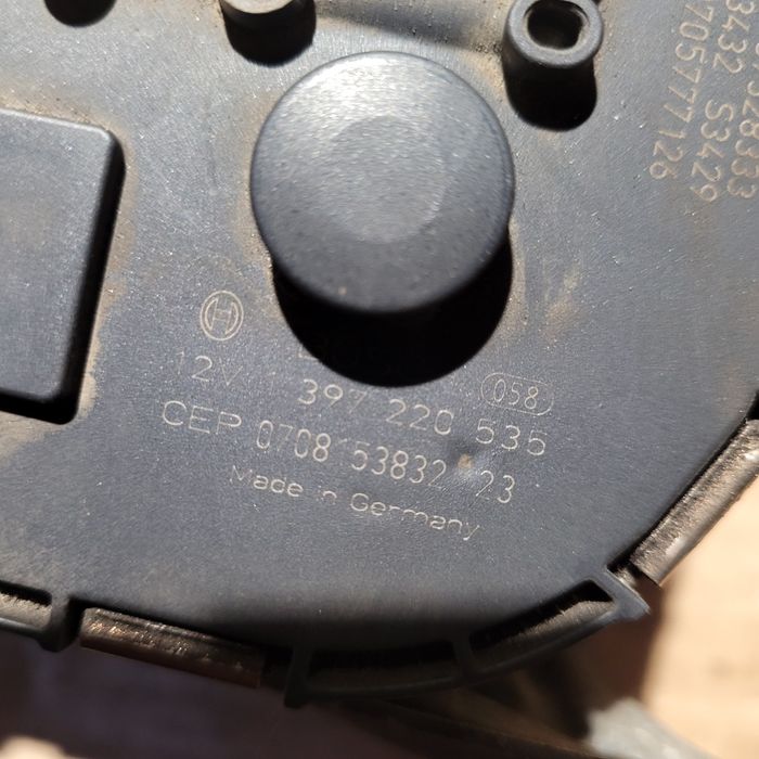 Mechanizm wycieraczek przód prawy seat Leon II 2007r