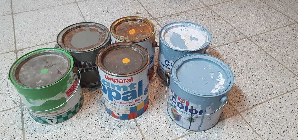 Farby NIEMIECKIE różne