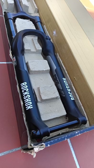 Suspensão RockShox PIKE RCT3 27.5