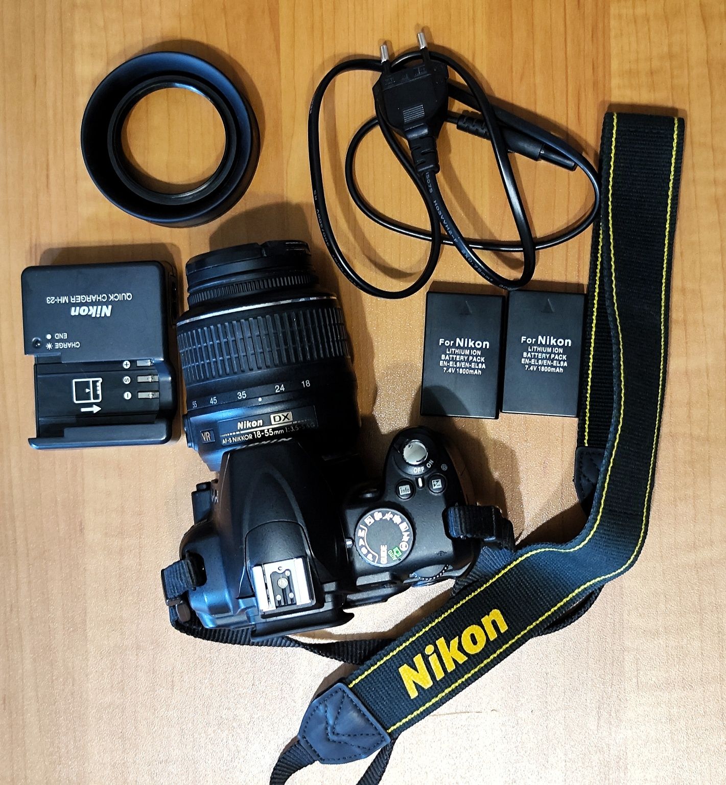 Nikon D3000 Kit 18-55