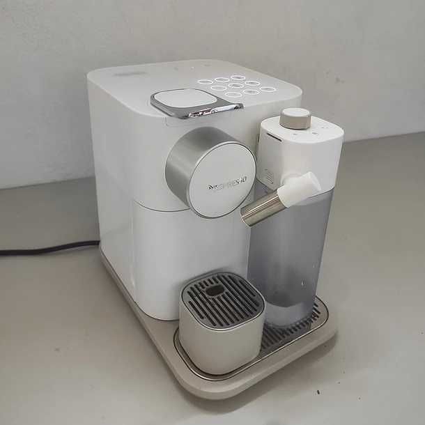 Máquinas de Café (Philips, Krups, De'Longhi)