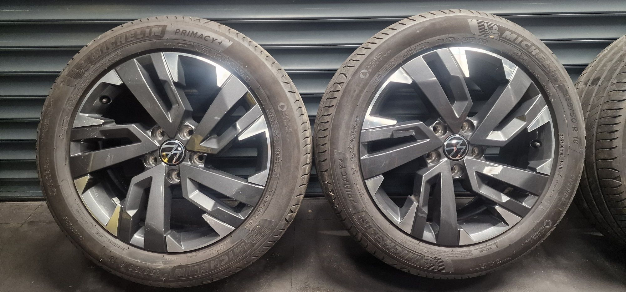 Koła letnie VW CALIFORNIA Multivan T5 T6 T6.1 T7   235 50 R18