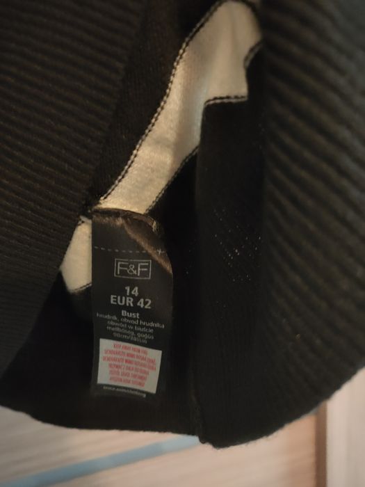 Pepco sweterek oversize