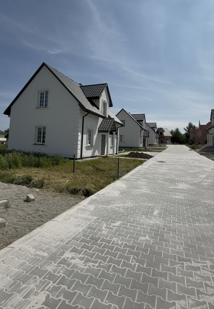 Продаж окремостоячого будинку біля лісу у с. Бірки ( Брюховичі )