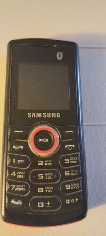 Телефон Самсунг черного цвета