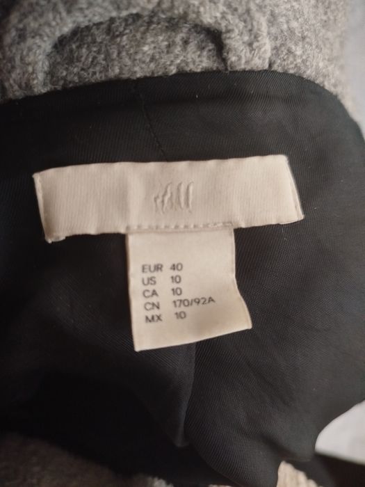 Стильне жіноче пальто oversize H&M