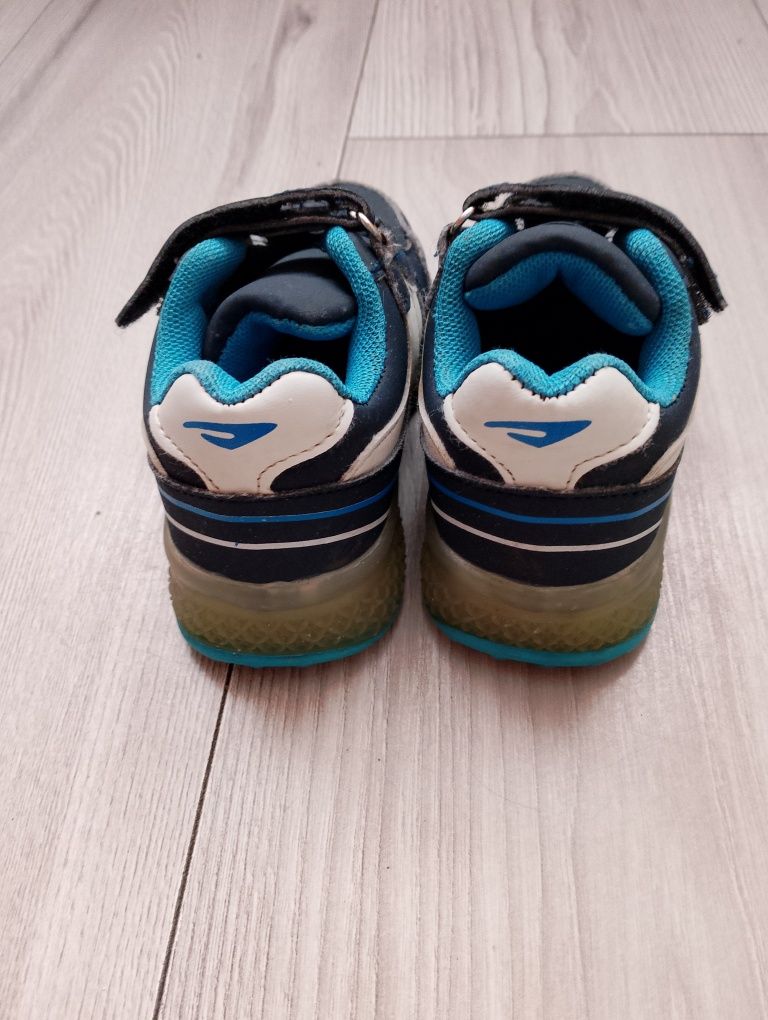Buty dla chłopca 23 sabana rzepy przylepce wiosna jesień