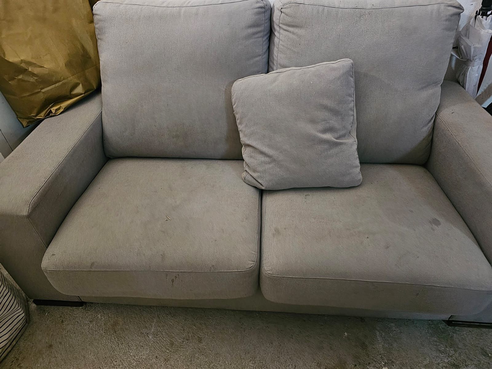 Vendo sofá usados