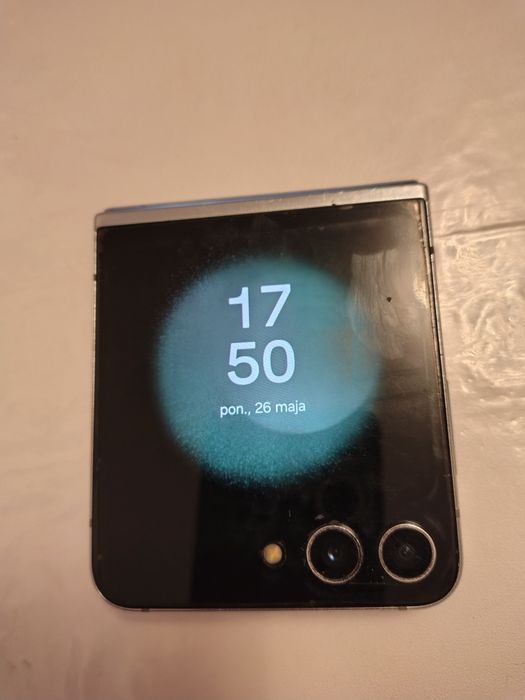 Samsung flip 5.  /12.512