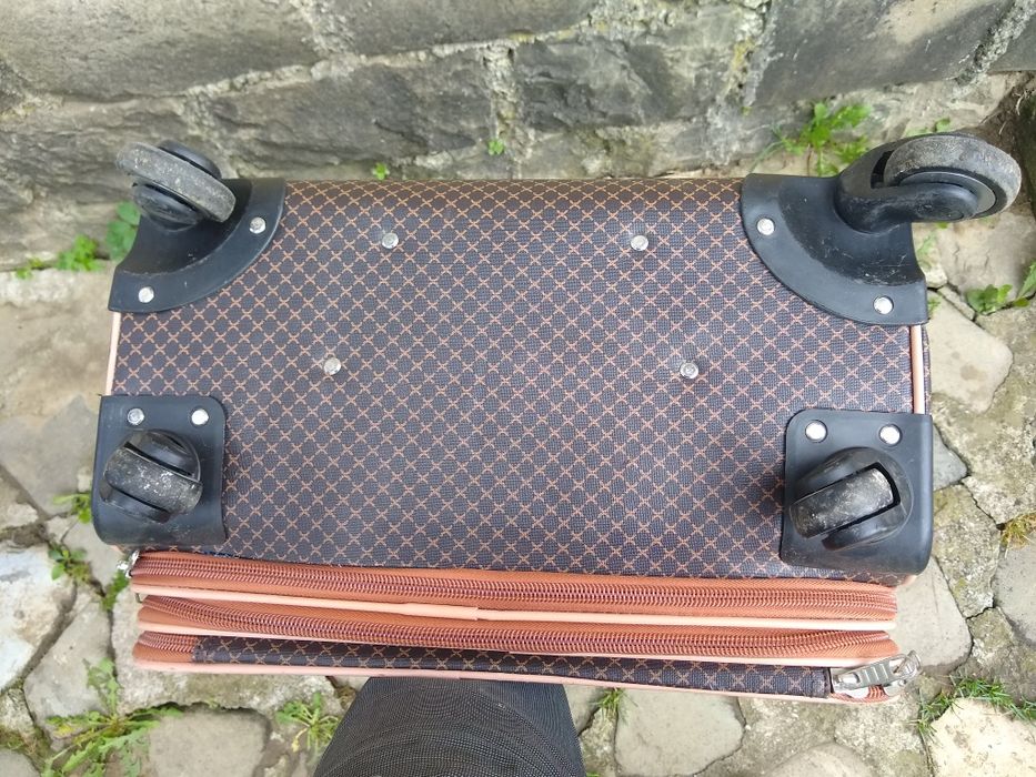 Валіза Louis Vuitton