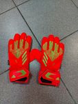 Воротарські дитячі рукавички Adidas Predator FINGERSAVE роз 6