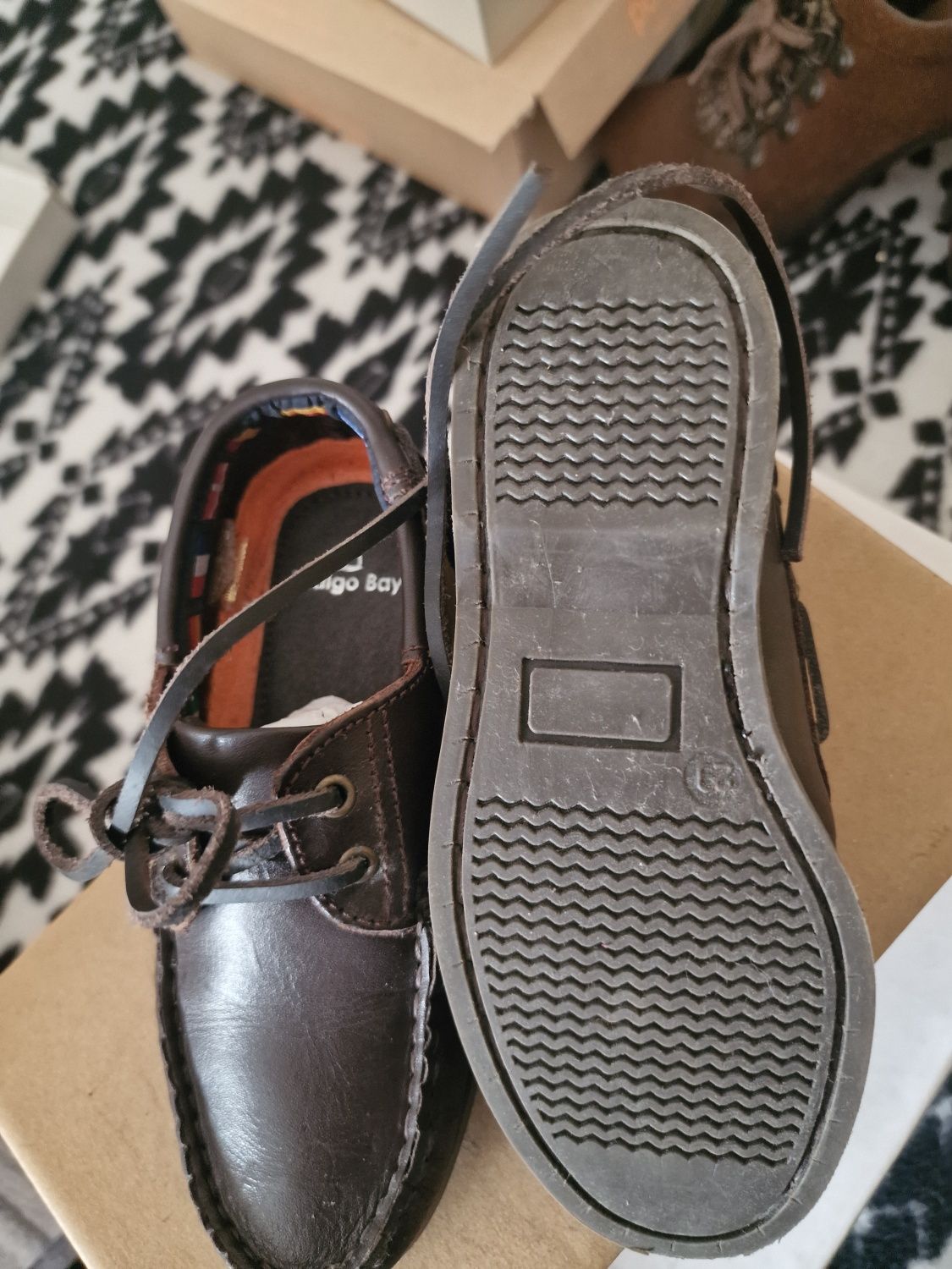 Sapatos de menino