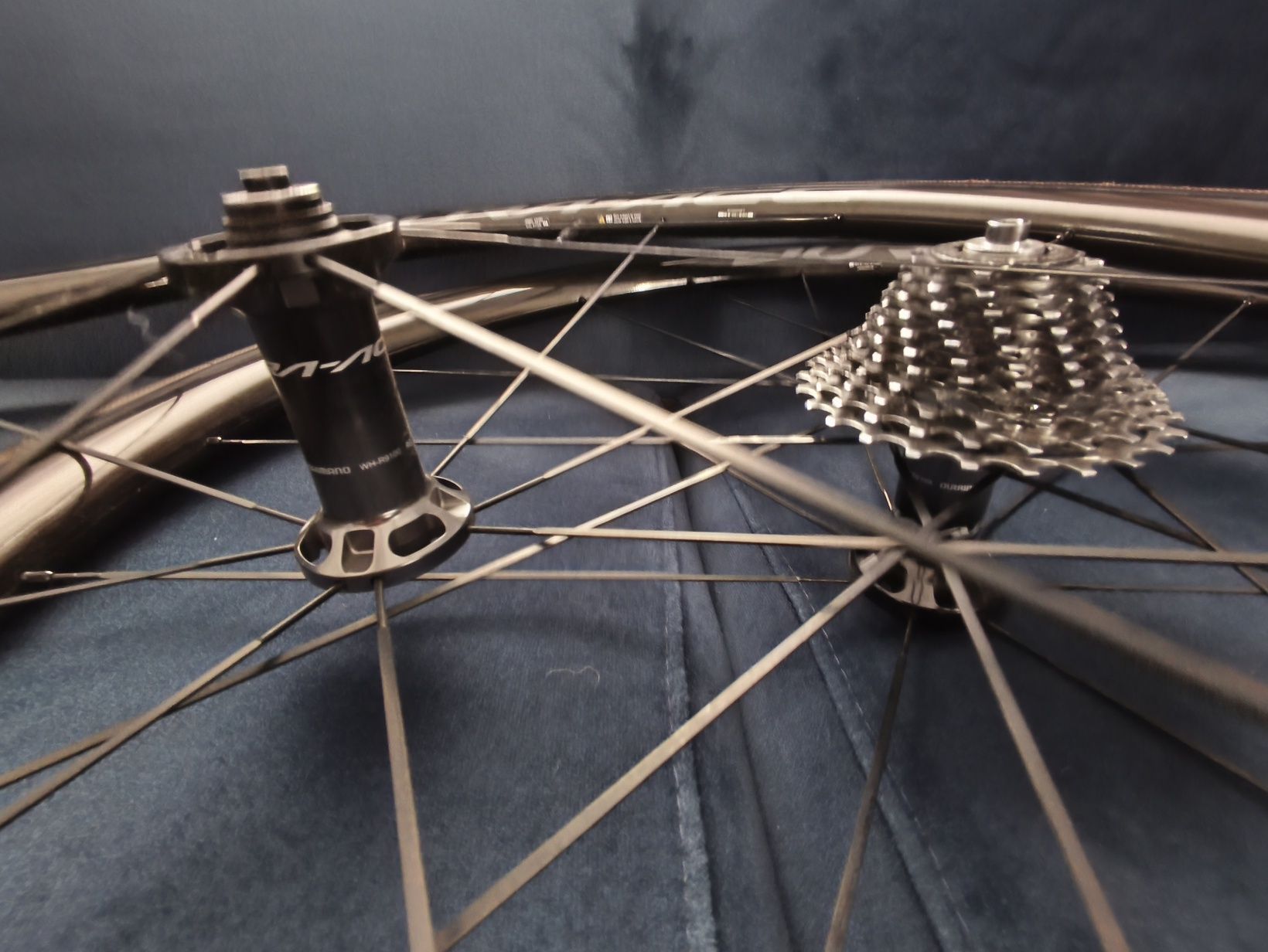 Koła szosowe carbon Shimano dura ace c38 szytka 1350 gram kompletne
