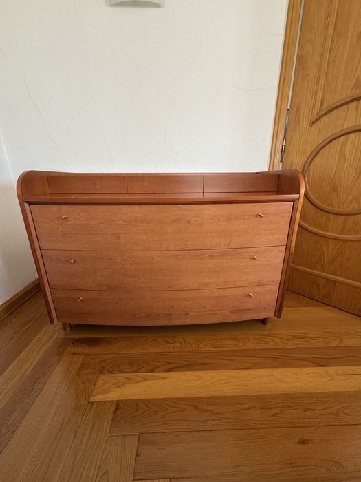 Comoda madeira cerejeira