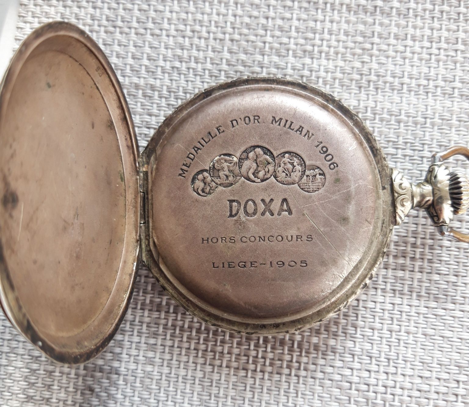 Сюжетные карманные часы Doxa " Forge"