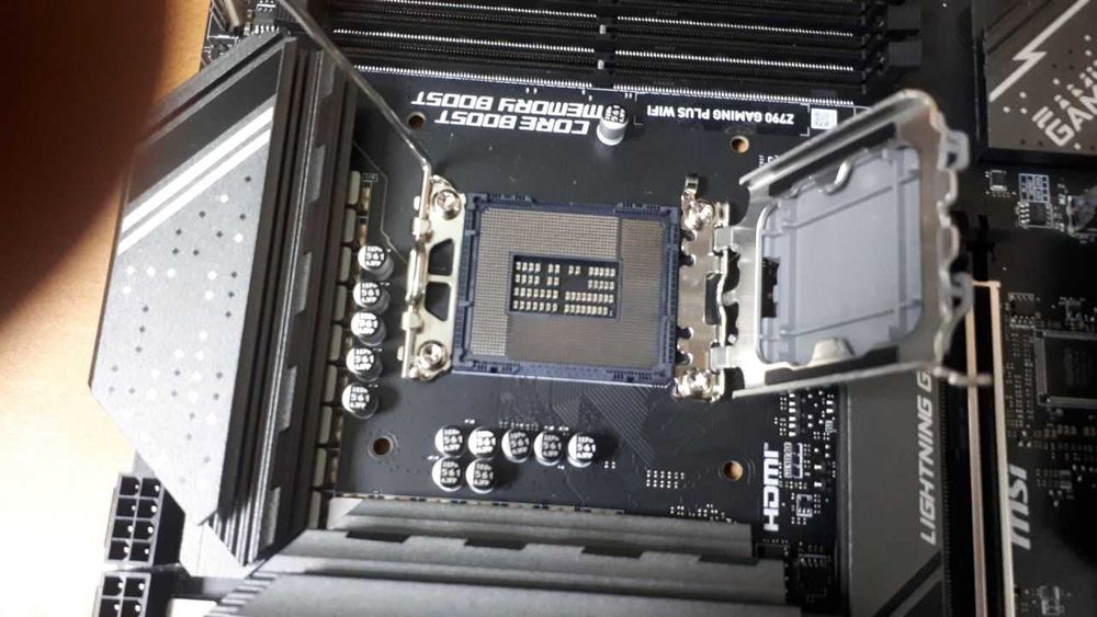 Материнська плата MSI Z790 Gaming Plus WIFI