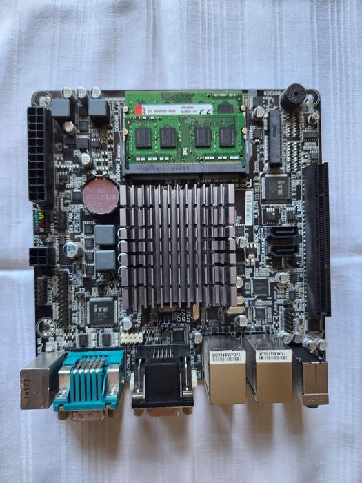Tania Płyta Główna mini ITX Win10x86